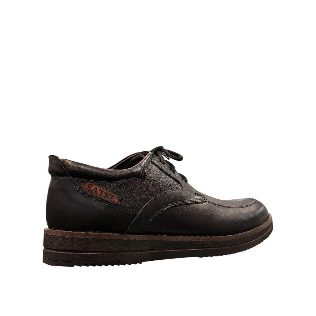 1. Genuine Leather Upper for a Polished finish
2. Leather Lining for Breathability and Comfort
3. Durable Rubber and slip resistant Outsole with Excellent Traction
4. Detailed with Subtle Handmade Stitching for a Refined, distinctive look.