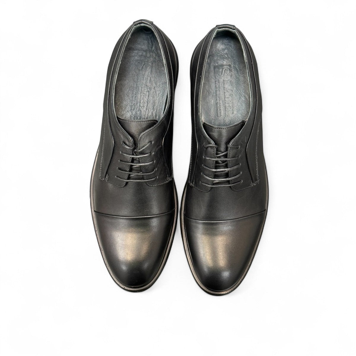 Description:
1. Genuine Leather Upper for a Polished finish
2. Leather Lining for Breathability and Comfort
3. Durable Rubber Outsole with Excellent Traction
4. Lace-up Closure for a Secure, Adjustable Fit
5. Ideal for Formal Occasions or Smart Casual Wear
6. Detailed with Subtle Handmade Stitching for a Refined, distinctive look.