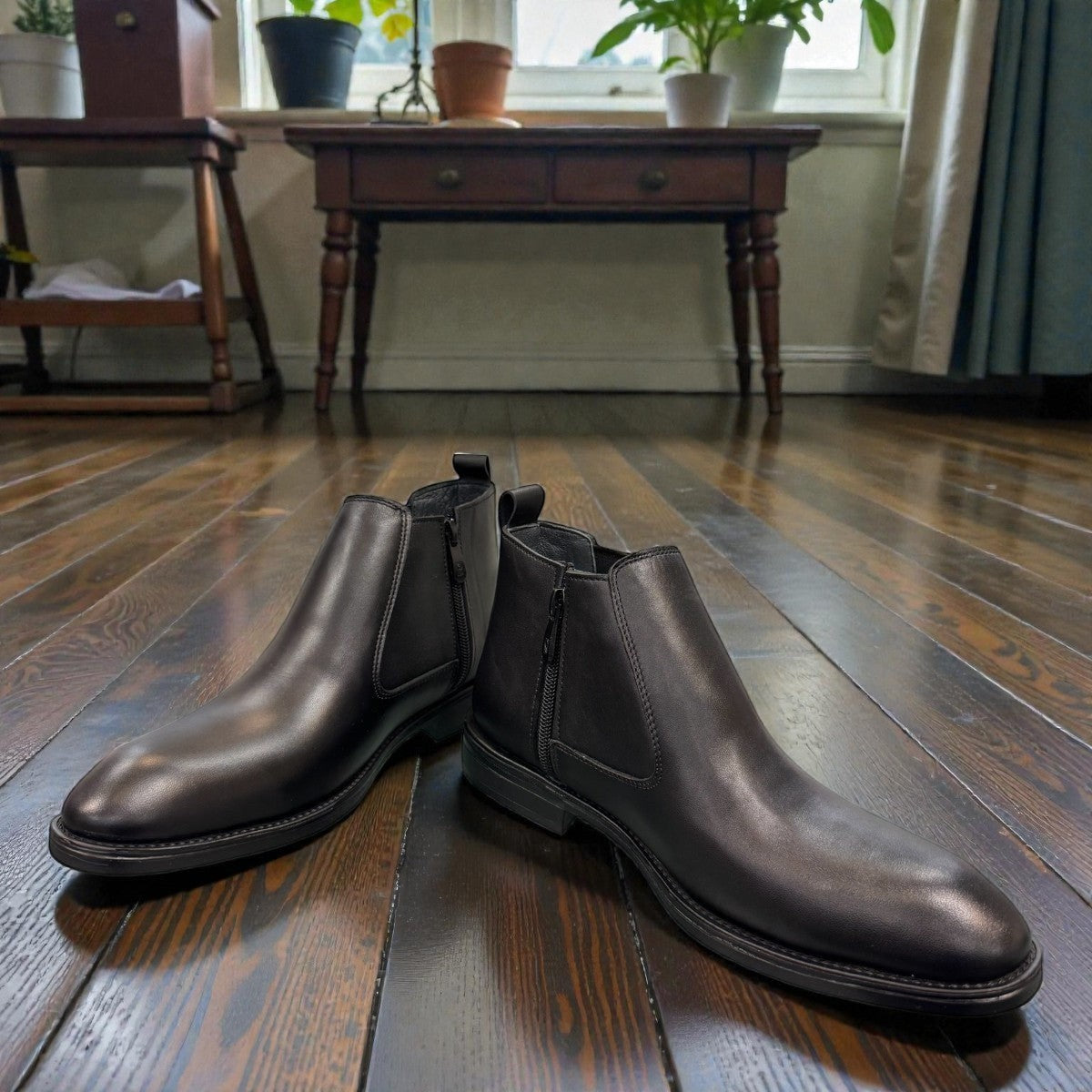 SATEL YAZD 2- BLACK Description:
1. Genuine Leather Upper boots for a Polished finish
2. Leather Lining for Breathability and Comfort
3. Durable Rubber Outsole with Excellent Traction
4. Ideal for Formal Occasions or Smart Casual Wear
5. Detailed with Subtle Handmade Stitching for a Refined, distinctive look.