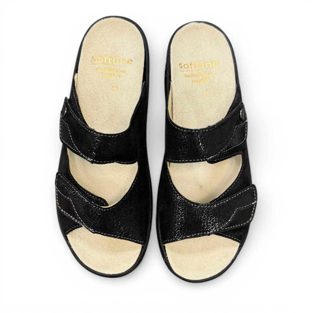 Softline Hedi black leather wedge sandals with adjustable straps and comfortable exchangeable footbed.
photo of the top side