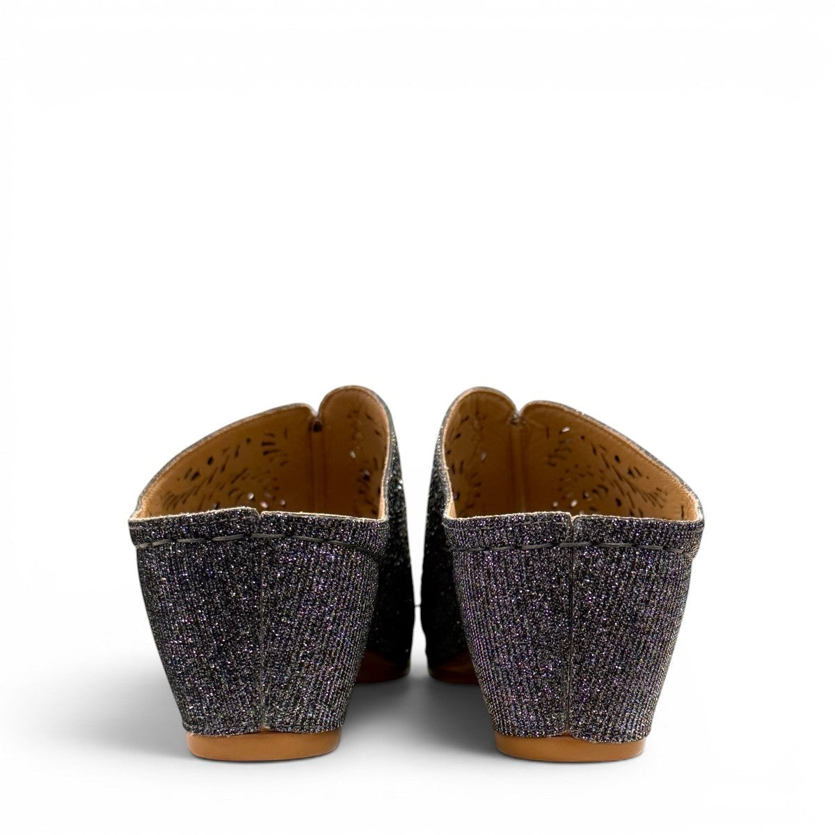stefania S5036 pewter sparkle wedge sandals with elegant laser-cut detailing and a comfortable cushioned footbed.
photo of the back side
