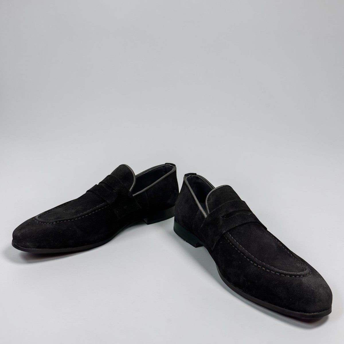 Sun Ashkan black suede loafer with a classic penny strap design and durable rubber outsole. Photo of upper view 3.