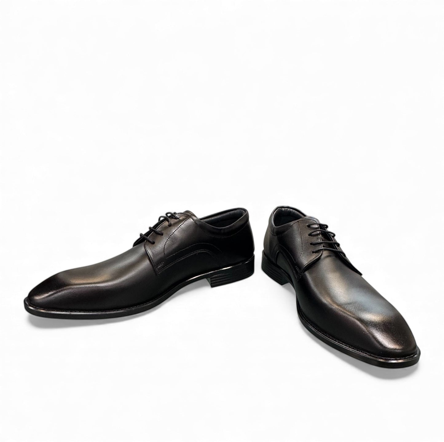 Sun Mahour black genuine leather lace-up dress shoe with a durable rubber outsole. Photo of front view 3.