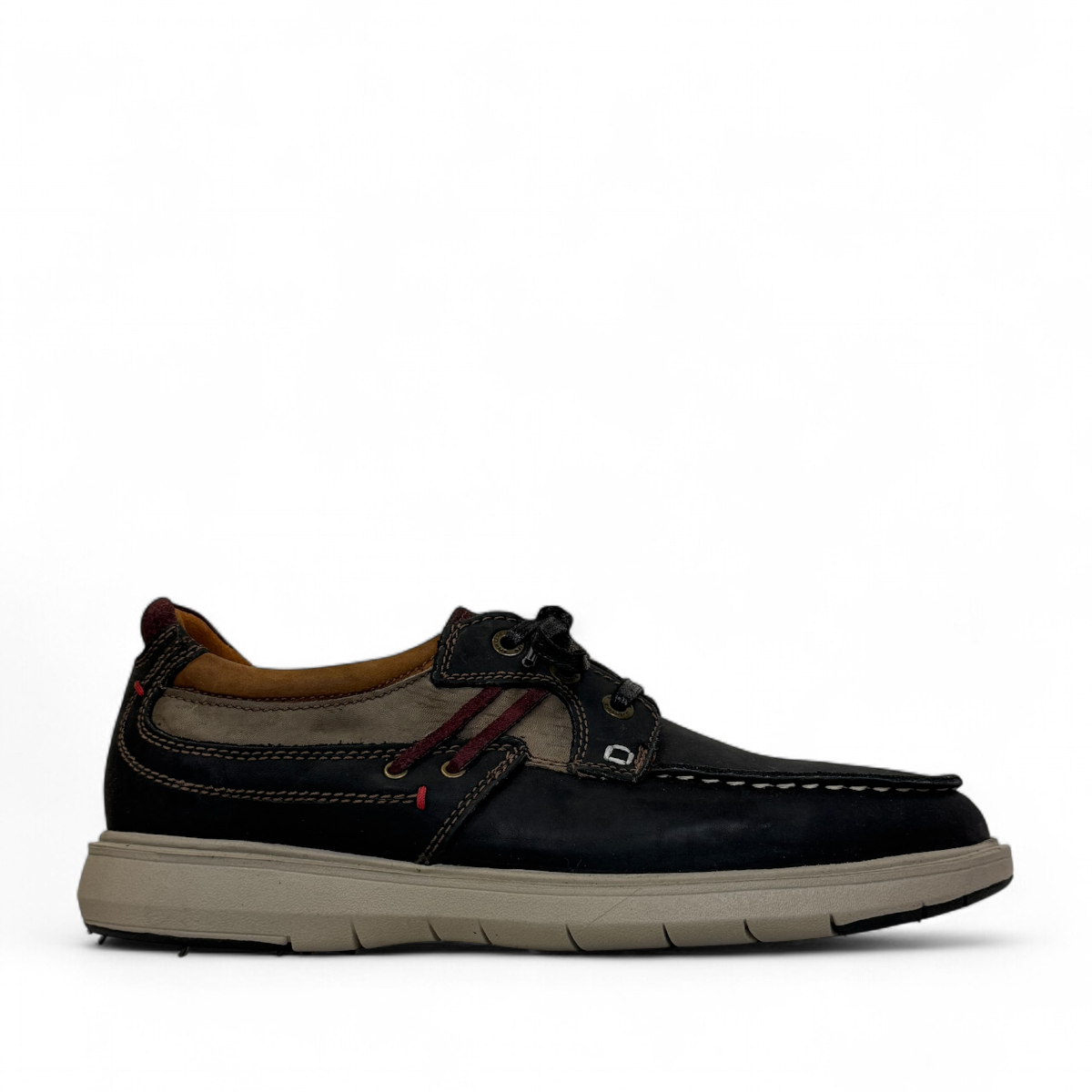 XL EVER LIFE MIAD casual shoe in tan and dark blue leather with a thick beige rubber sole. Photo of right side view.