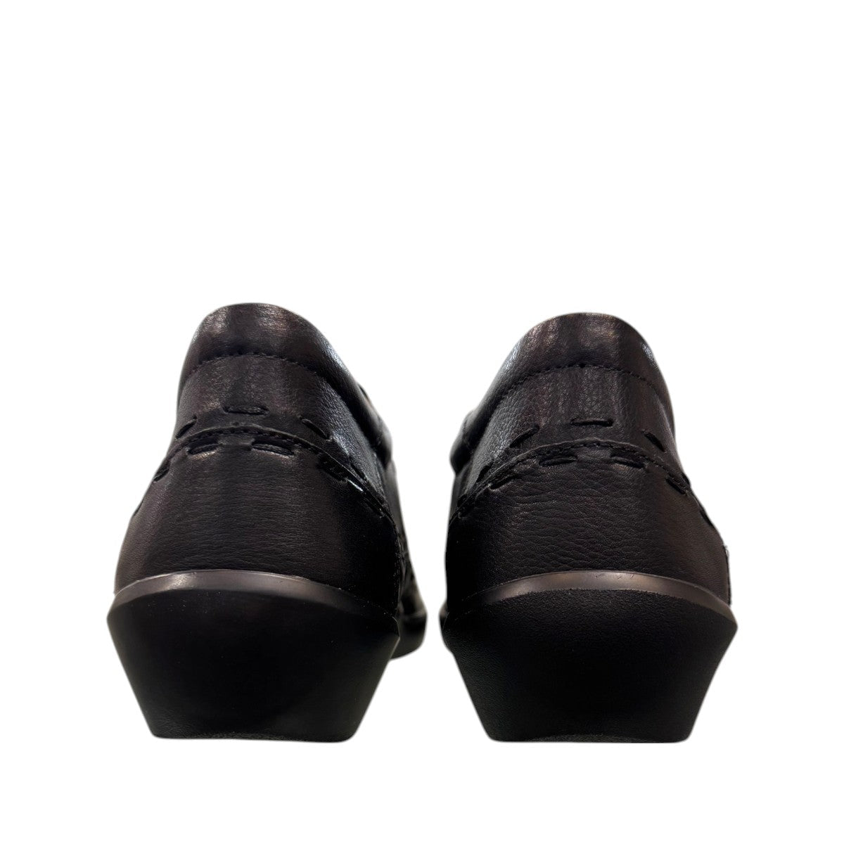 Ziera Allsorts black leather orthopedic shoes with extra-wide fit and supportive molded sole.
photo of the back side